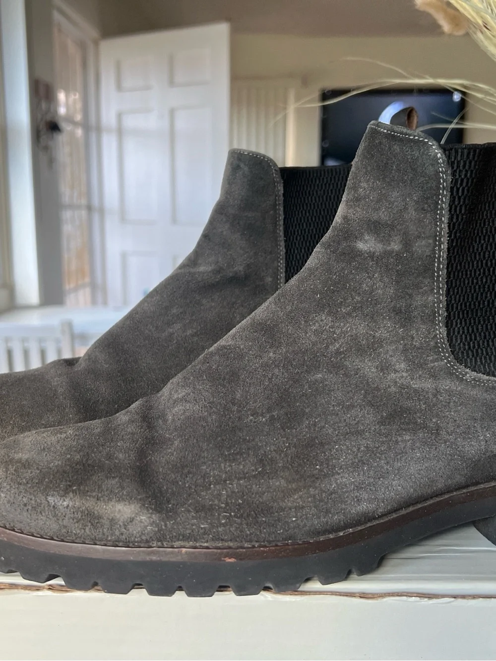 Frye Black Lug-Soled Men's Boots